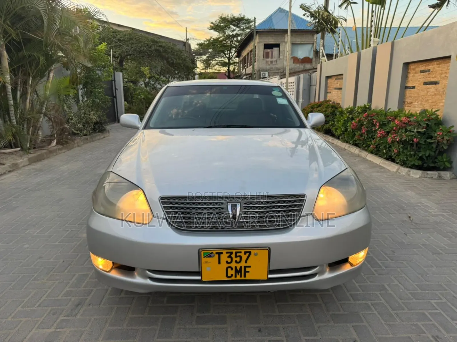 Toyota Mark II 2003 Silver