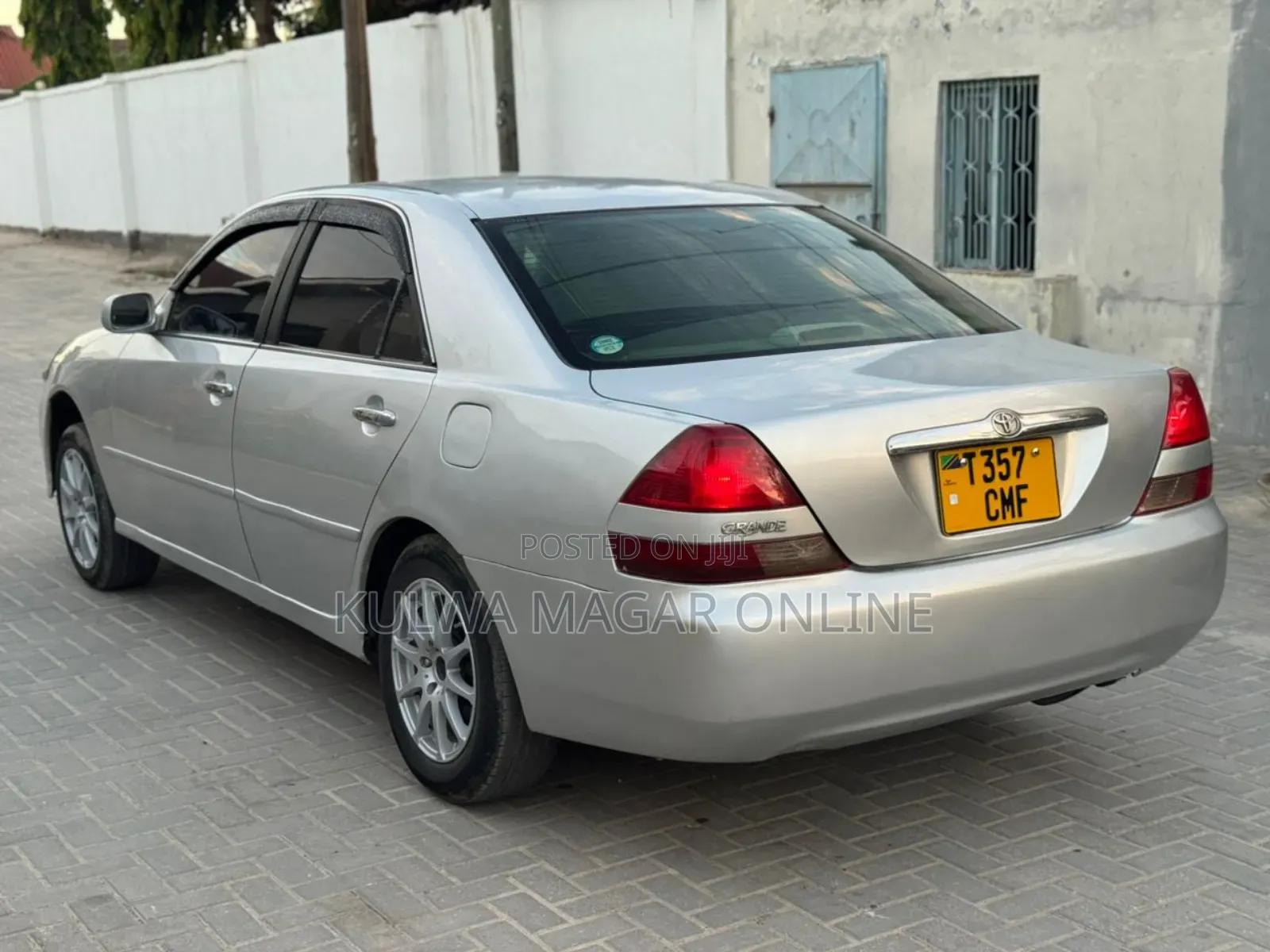 Toyota Mark II 2003 Silver