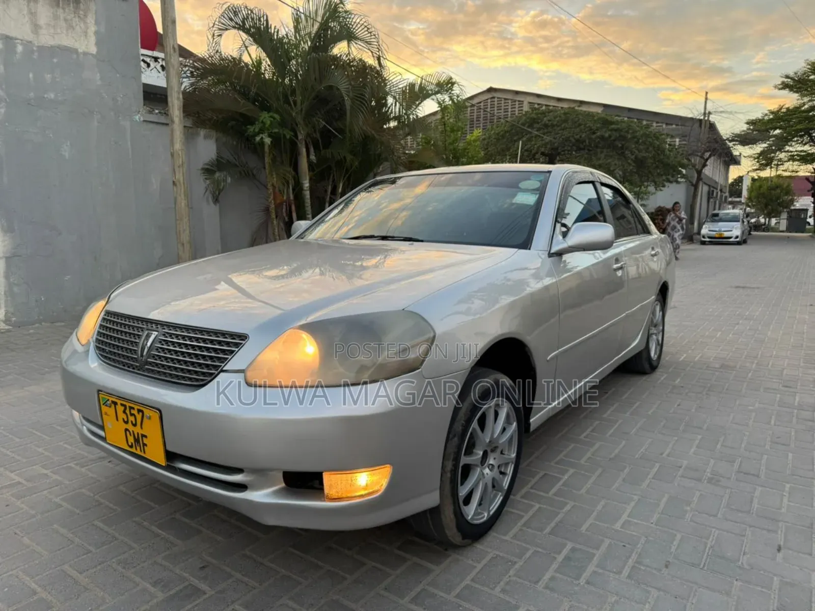 Toyota Mark II 2003 Silver