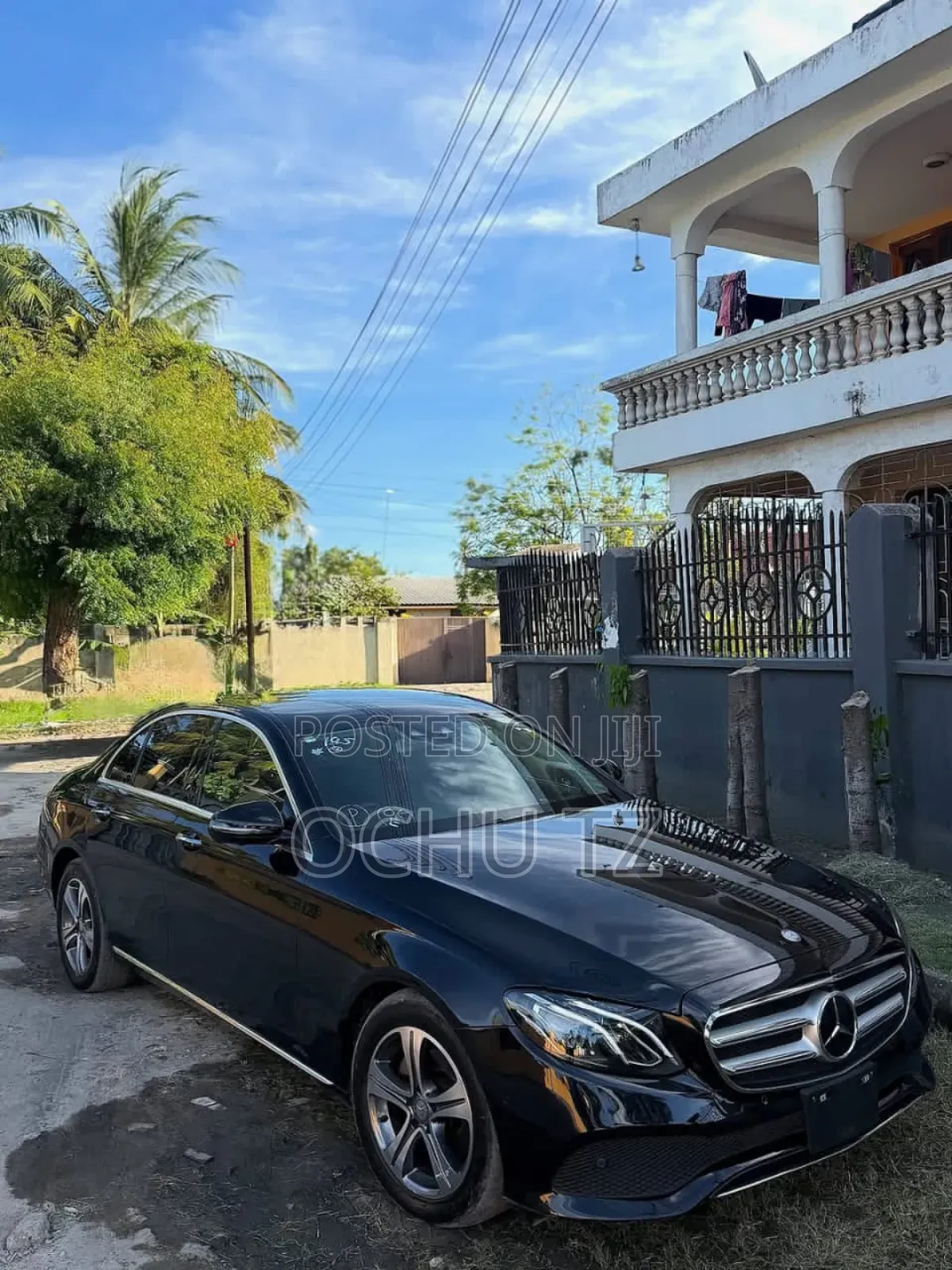 Mercedes-Benz E200 2017 Black