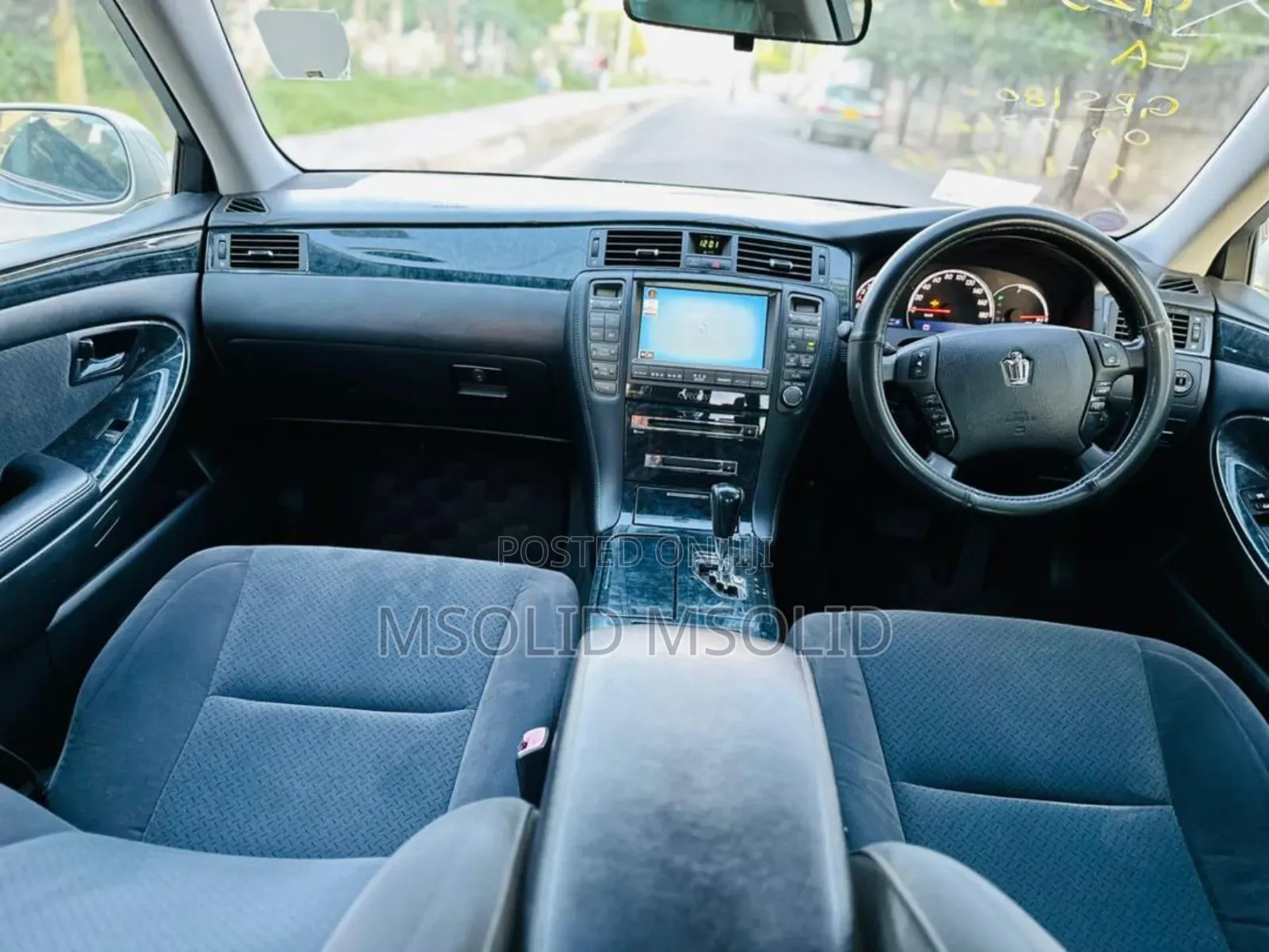 Toyota Crown 2004 Silver