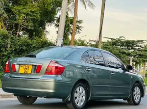 Toyota Premio 2005 Green
