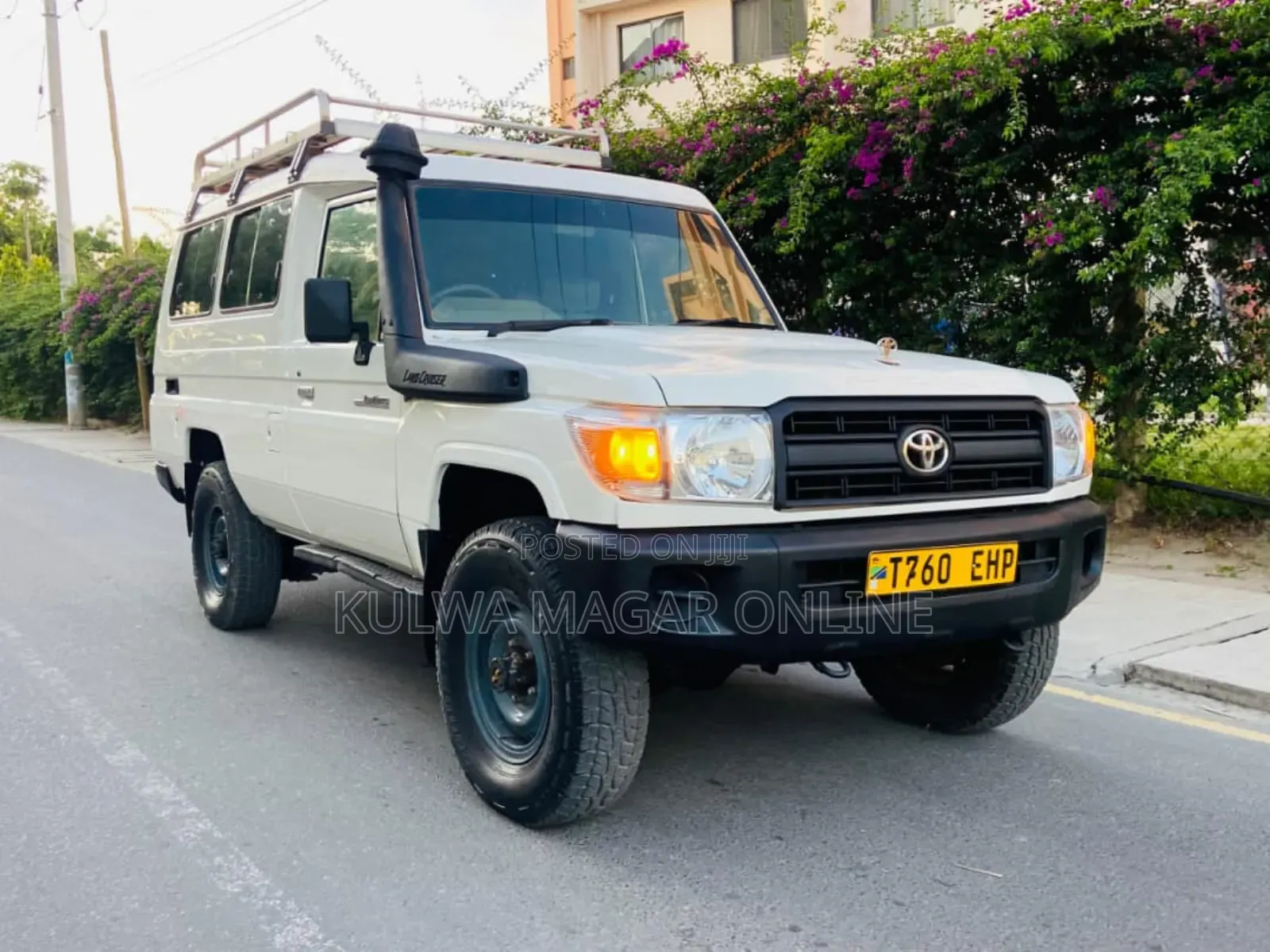 Toyota Land Cruiser 2008 White