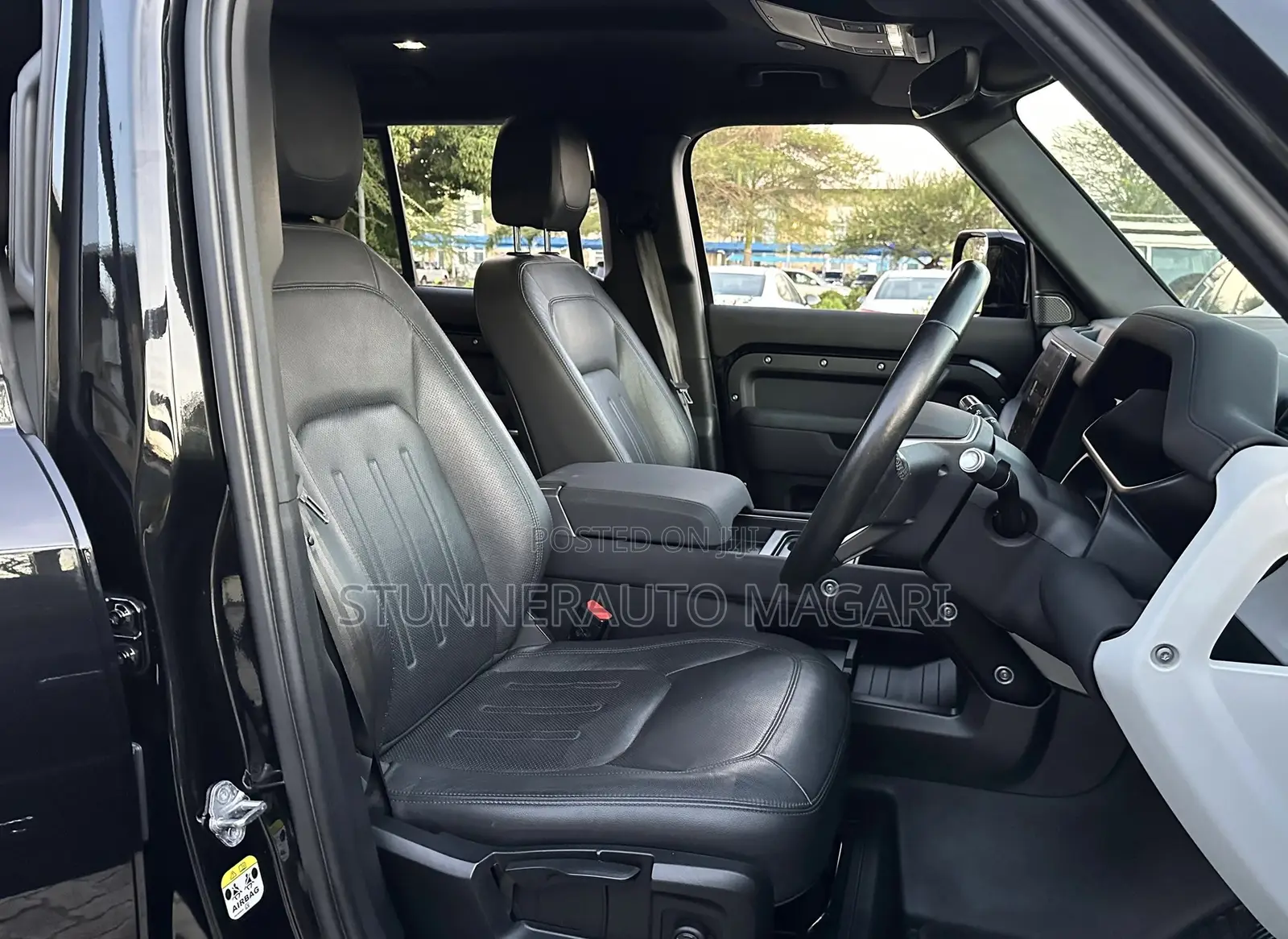 Land Rover Defender 2022 Black