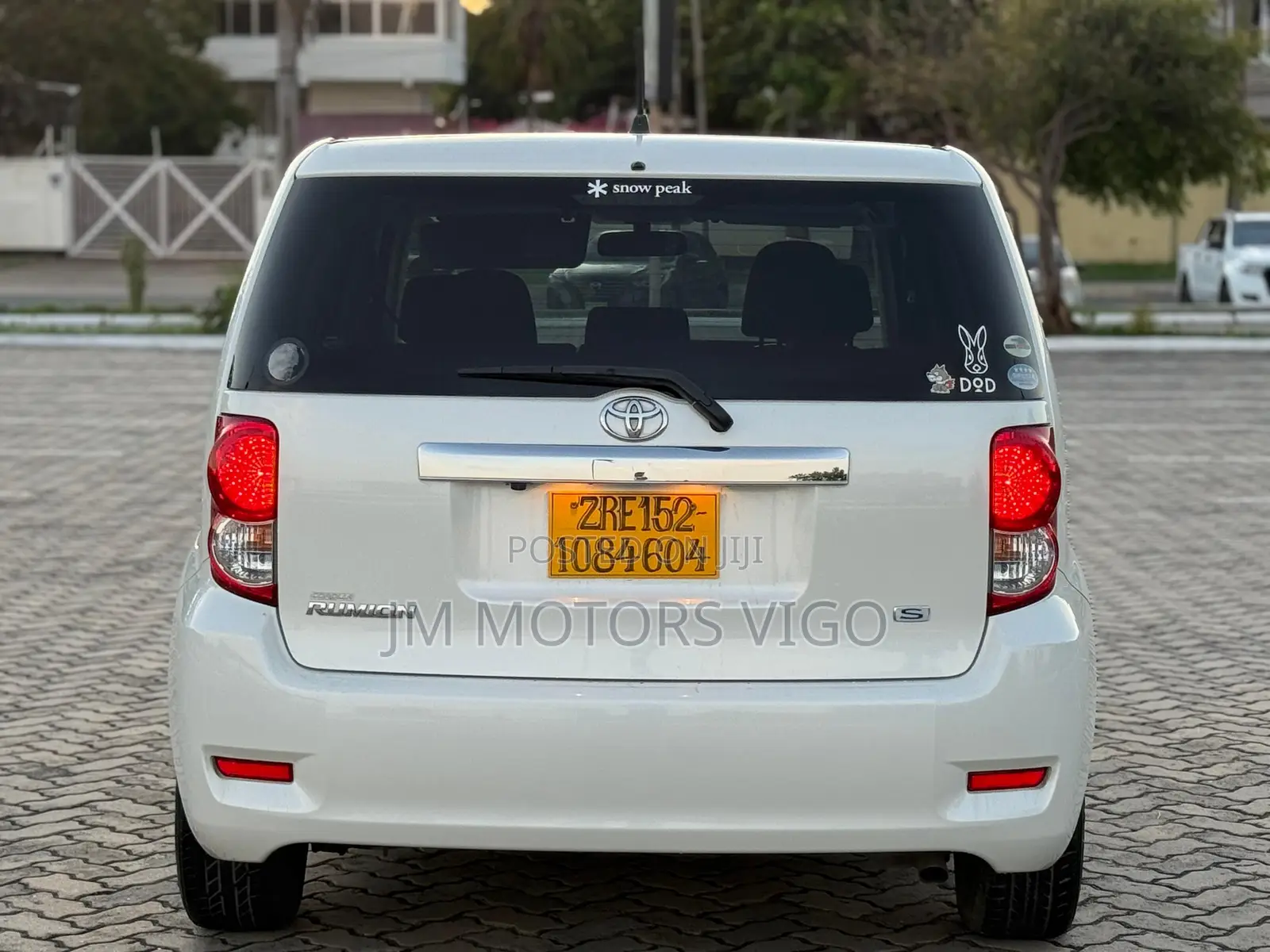 Toyota Corolla Rumion 2009 Pearl