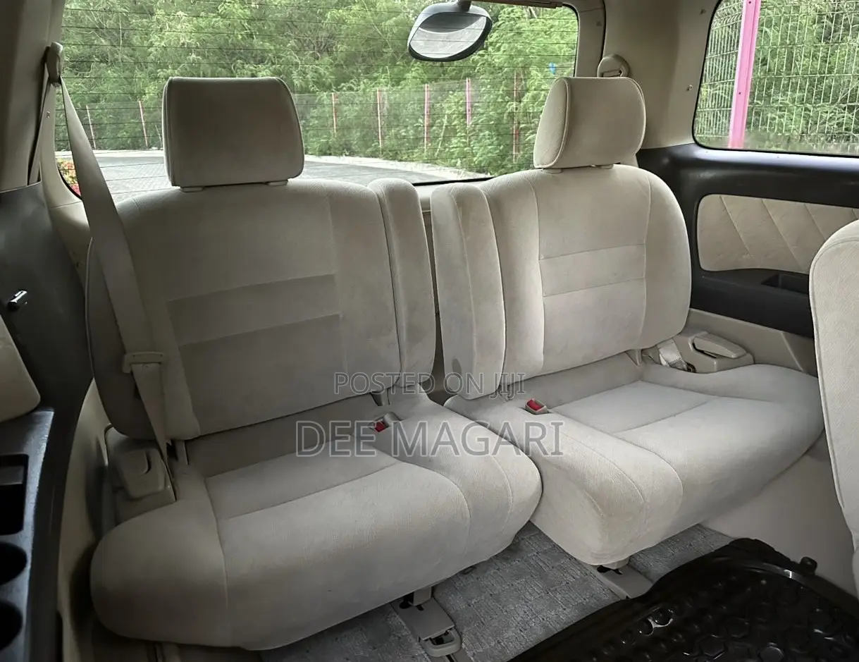 Toyota Alphard 2005 White