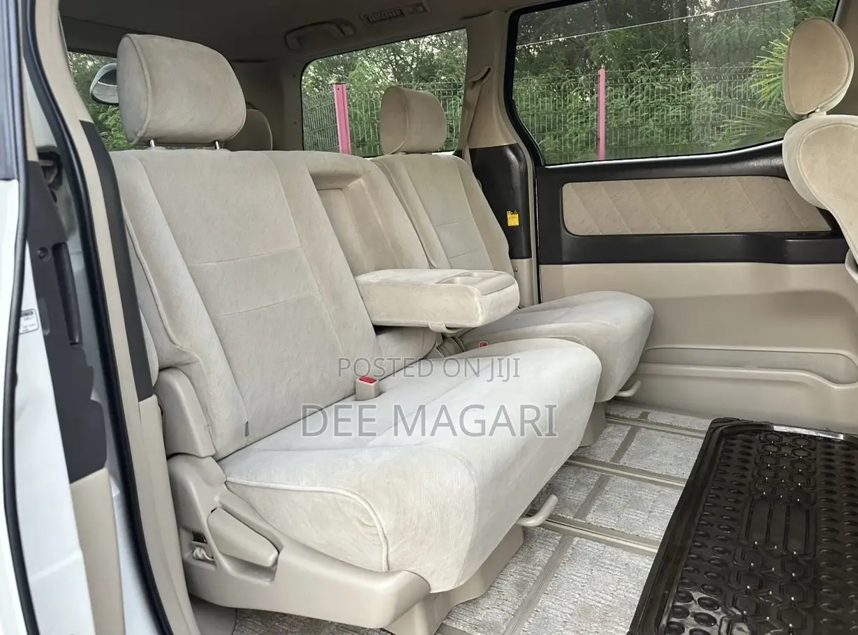 Toyota Alphard 2005 White