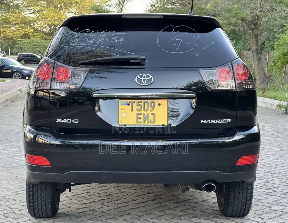 Toyota Harrier 2006 Black