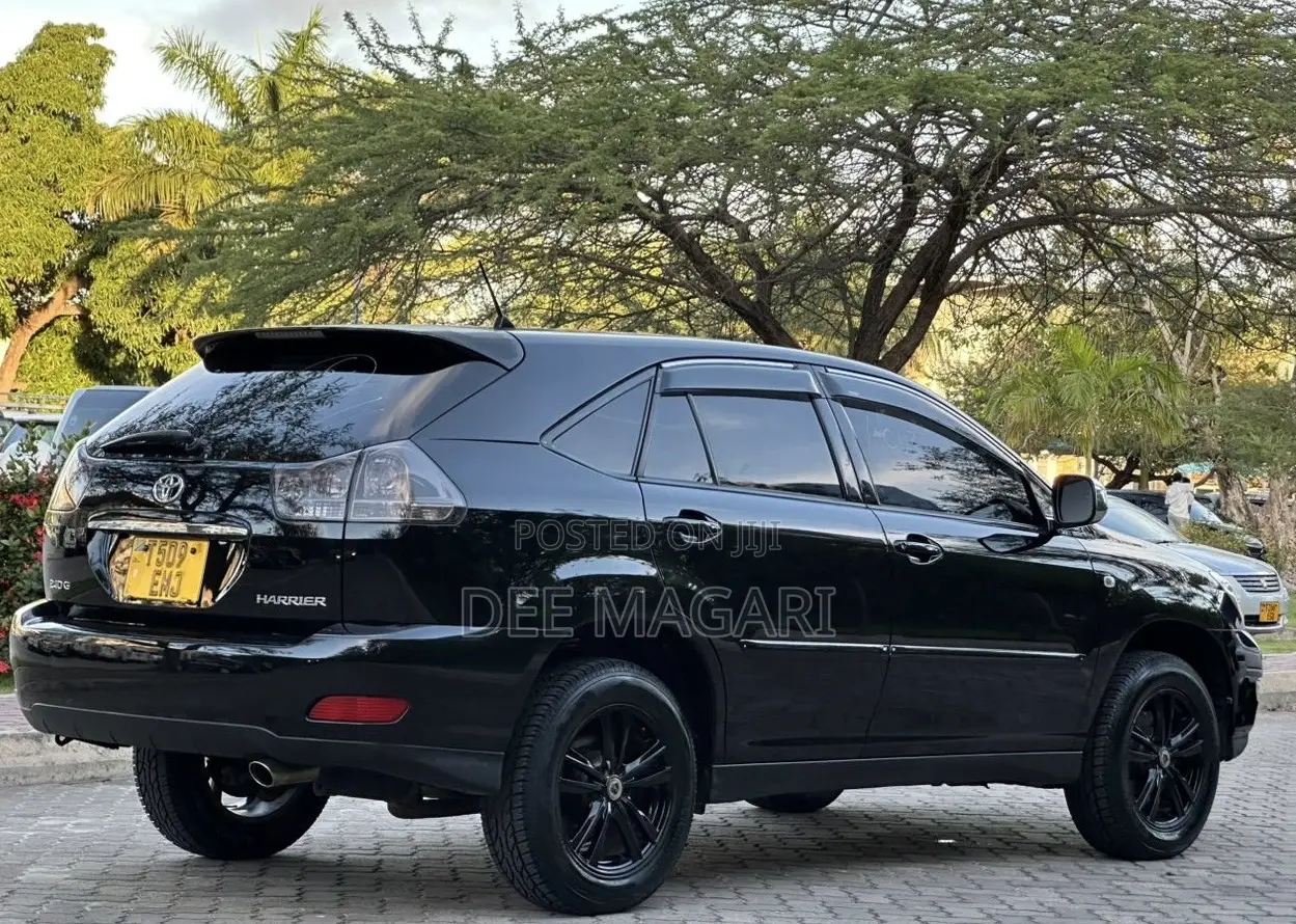 Toyota Harrier 2006 Black