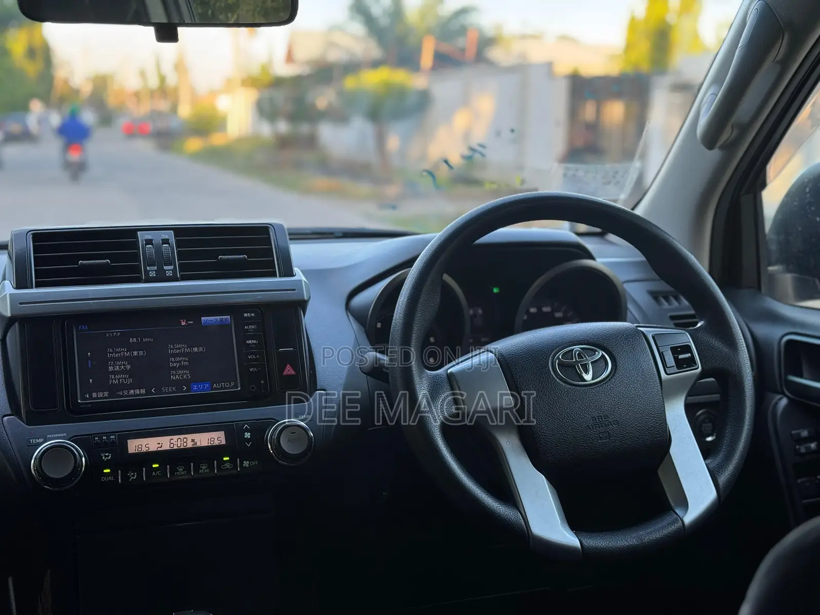 Toyota Land Cruiser Prado 4.0 Petrol TX 2015 Black