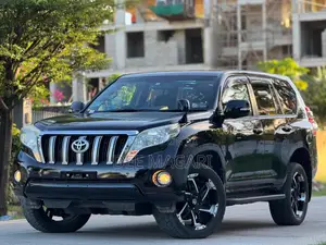 Toyota Land Cruiser Prado 4.0 Petrol TX 2015 Black