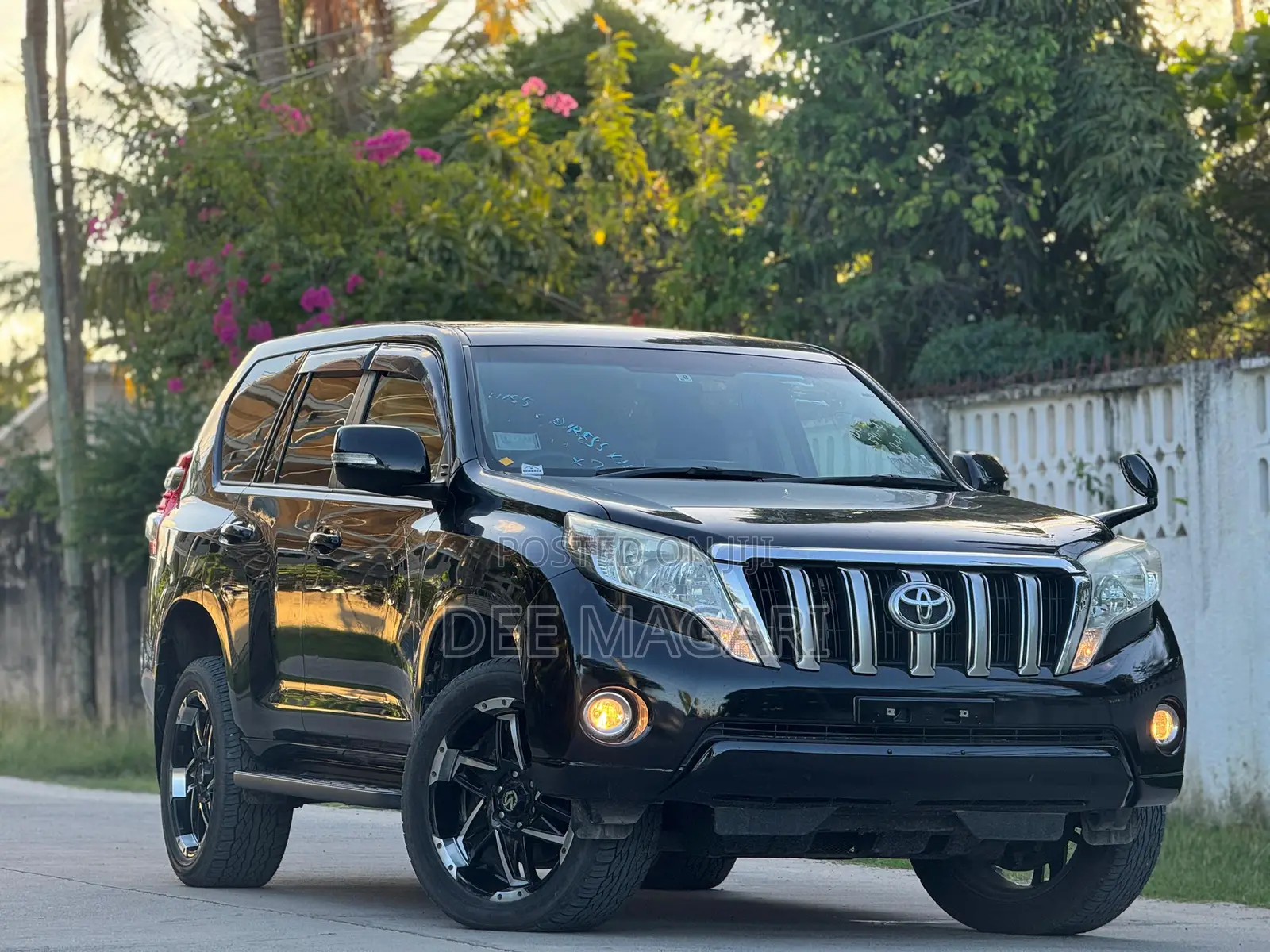 Toyota Land Cruiser Prado 4.0 Petrol TX 2015 Black
