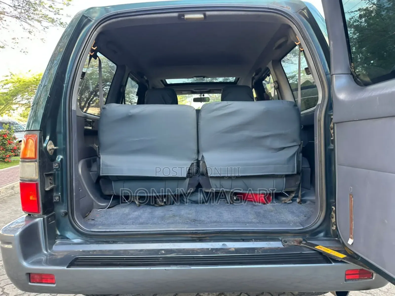 Toyota Land Cruiser Prado 2000 Green