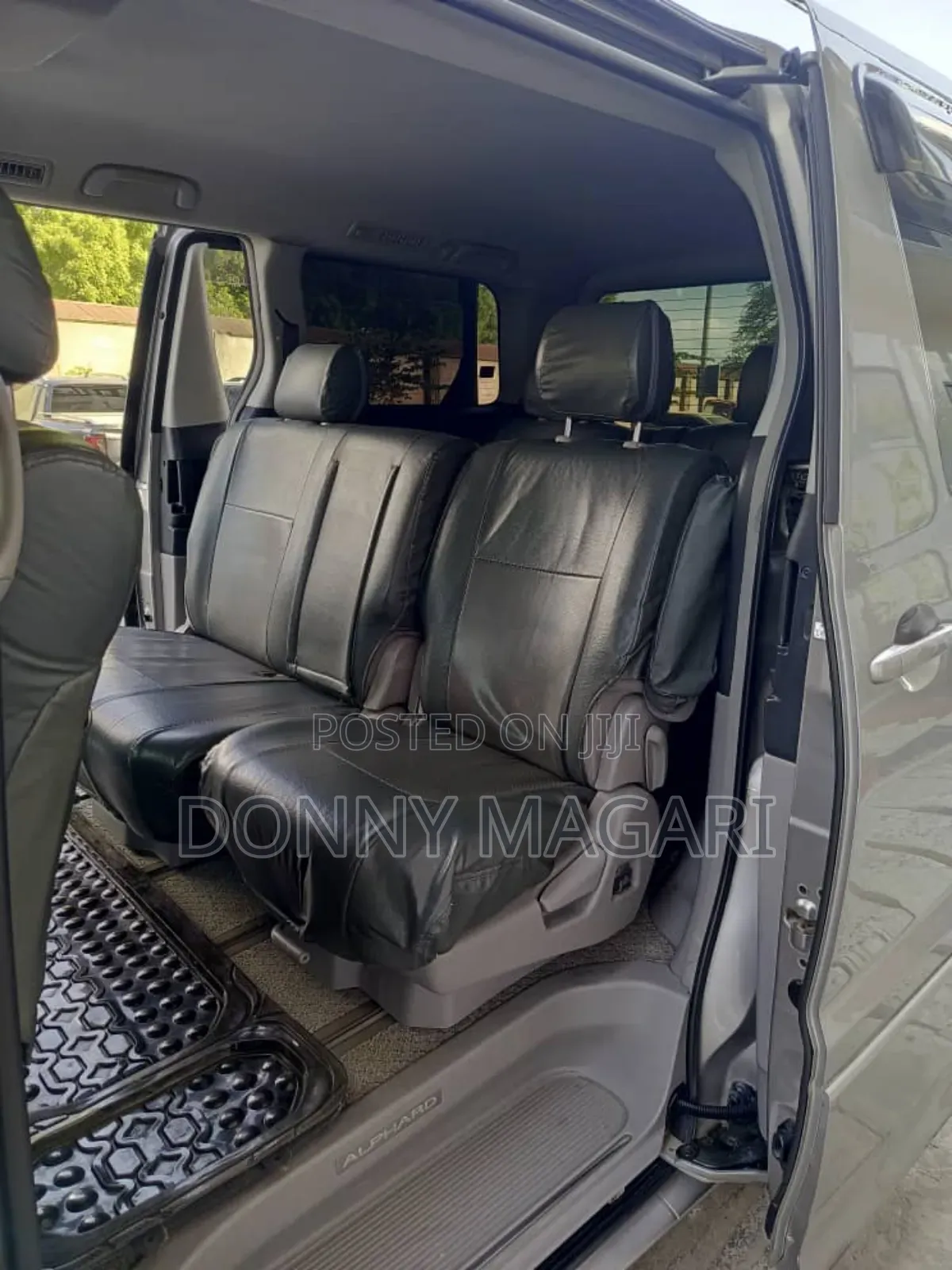 Toyota Alphard 2004 Gray