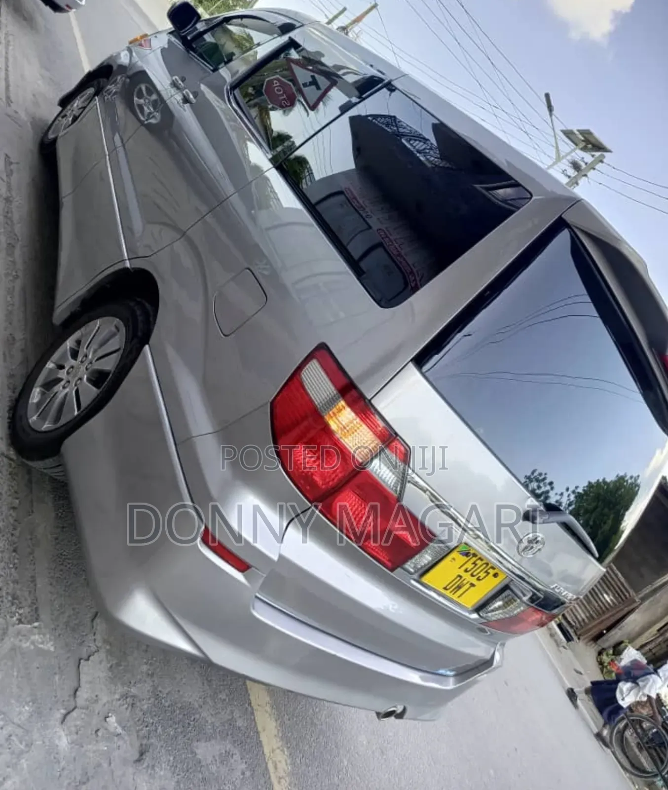 Toyota Alphard 2004 Gray