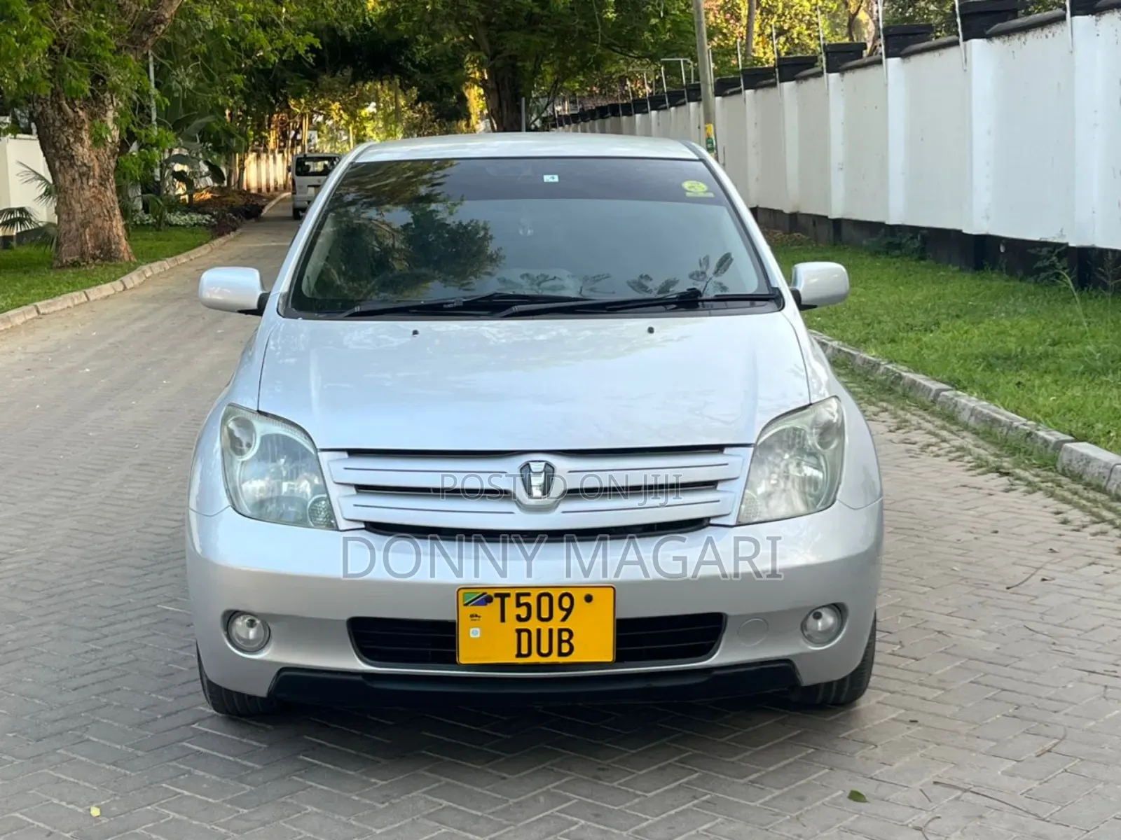 Toyota IST 2005 Silver