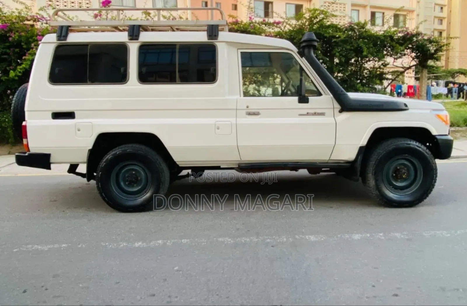Toyota Land Cruiser 2008 White
