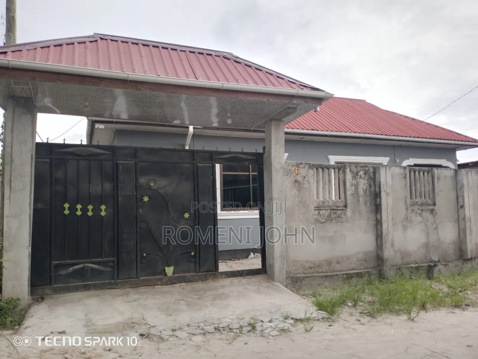 3bdrm House in Tanzania Daresalaam, Ilala for sale