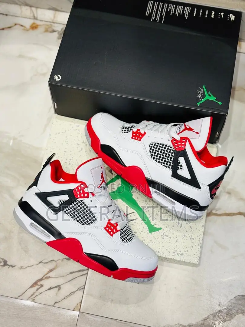 Air Jordan 4