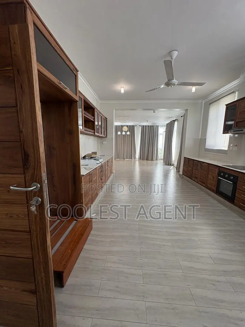 4bdrm Bungalow in Coolest Estate, Masaki for rent