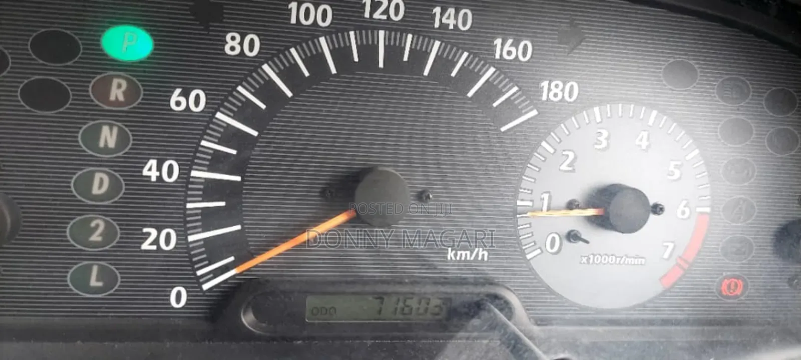 Toyota Noah 2001 White