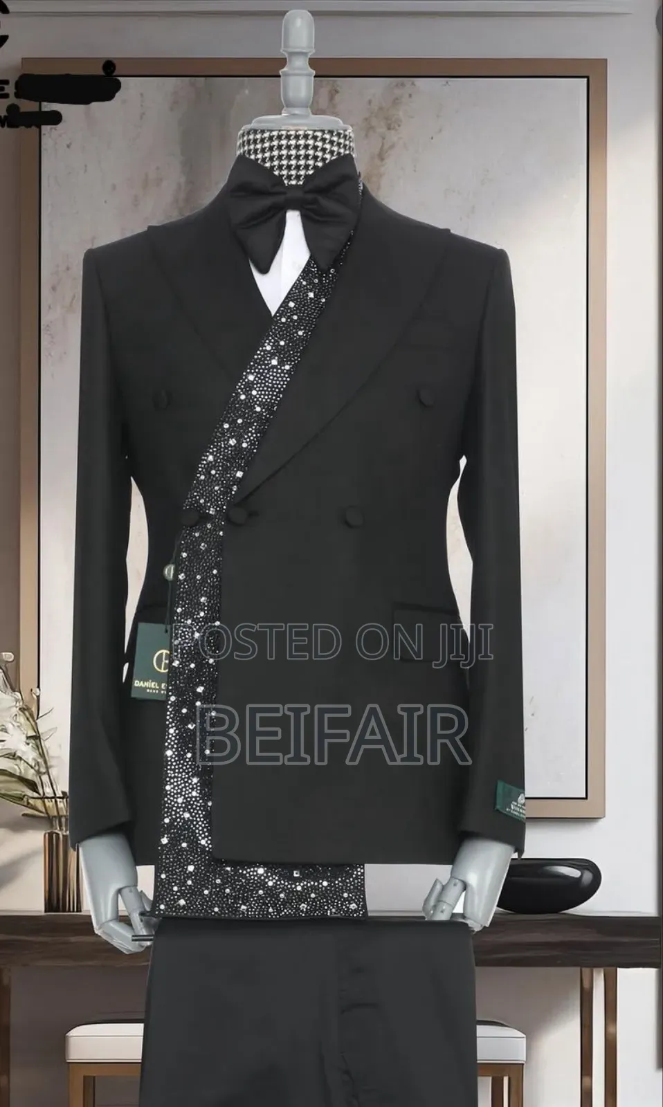 Black Suit Silver Stoney