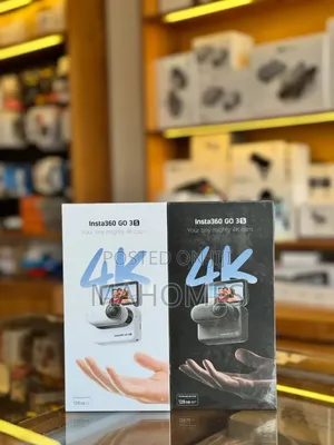 Insta360 Go 3s Action Camera Standard Bundle (128gb