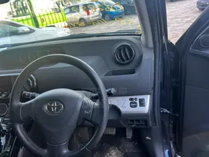 Toyota Corolla Rumion 2010 Blue