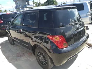 Toyota IST 2004 Black