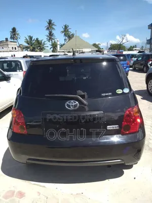 Toyota IST 2004 Black