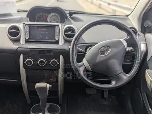 Toyota IST 2004 Black