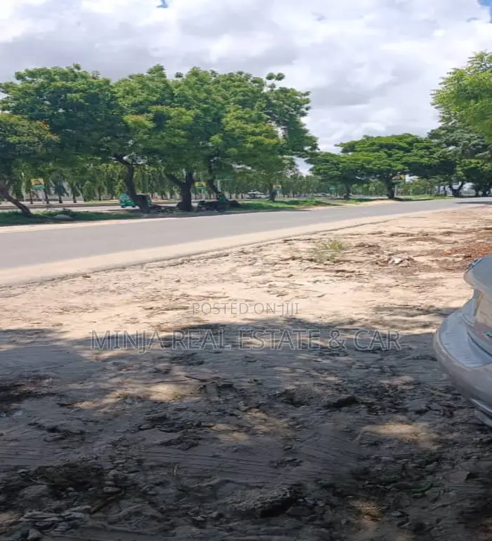 Industrial Plot for Sale at Pugu Road With the Warehouse Inside.