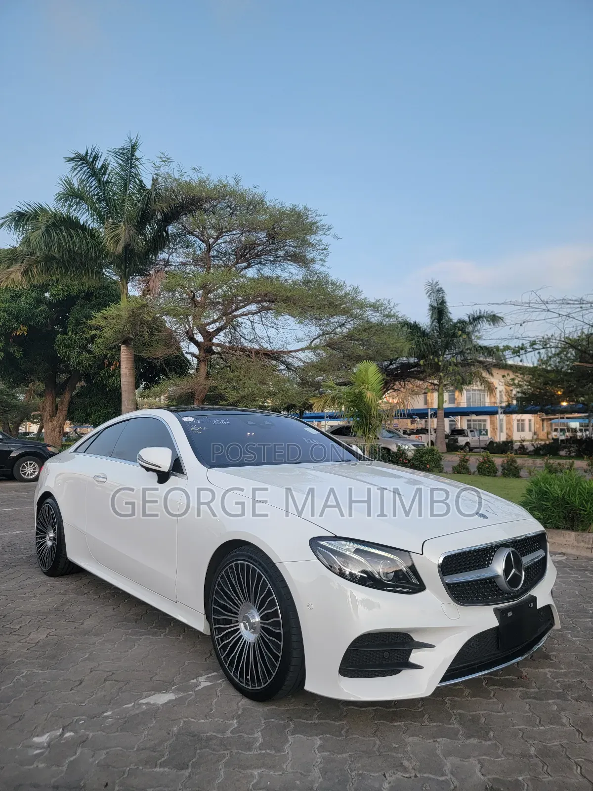 Mercedes-Benz E300 2017 White