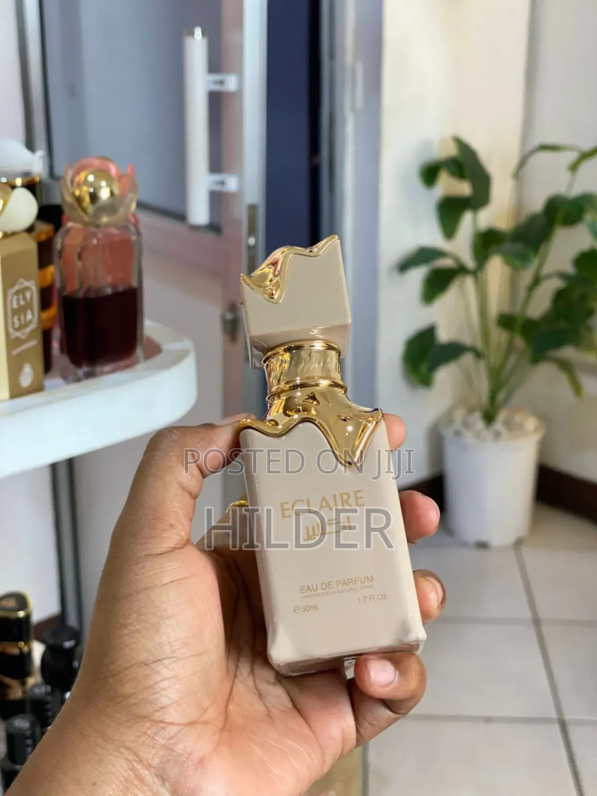 Eclaire Perfume Medium Size