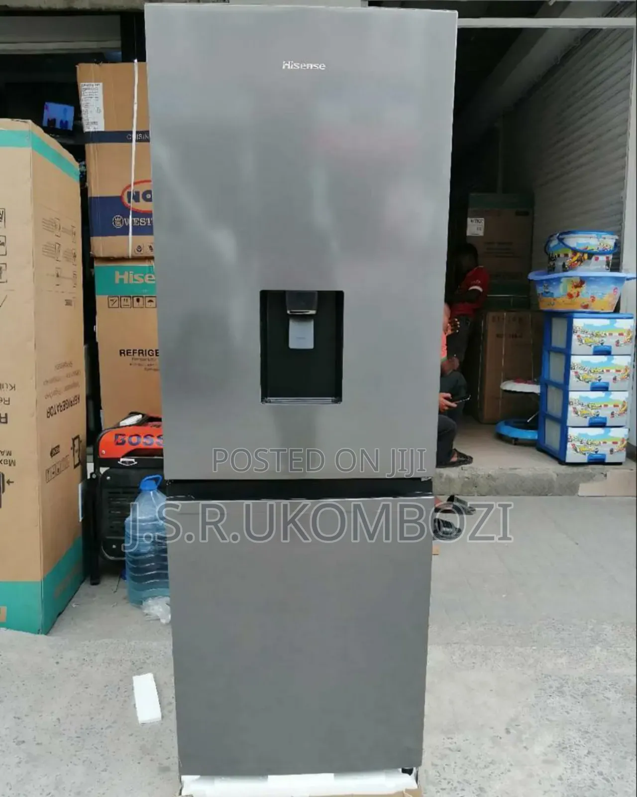 Hisense 223 Lt Double Door Combi Fridge With Dispenser