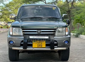 Toyota Land Cruiser Prado 2006 Green