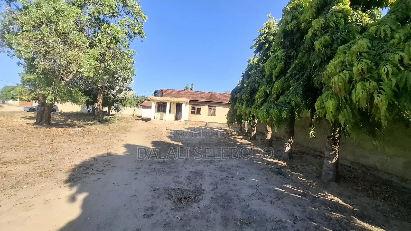 3bdrm Bungalow in Ununio, Kinondoni for sale