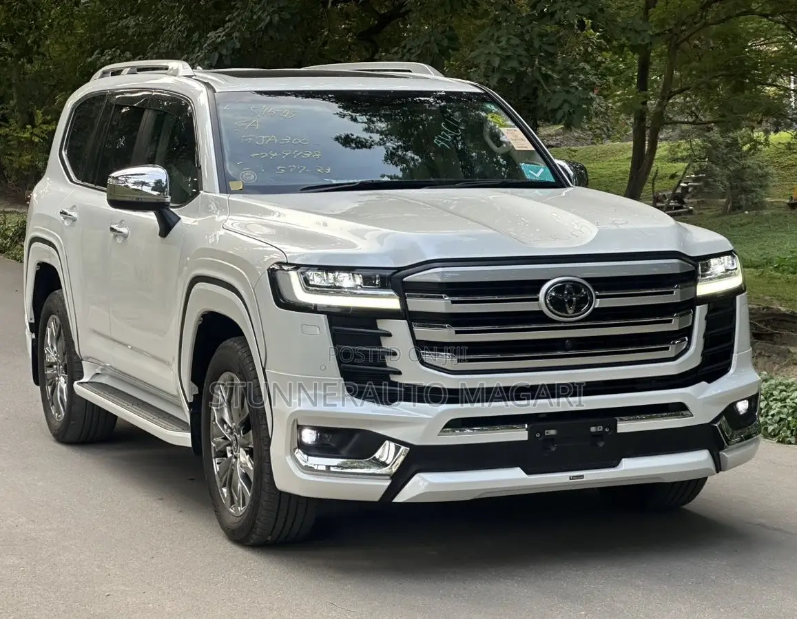New Toyota Land Cruiser 2023 Pearl