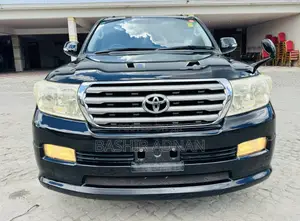 Toyota Land Cruiser 4.6 V8 AX 2009 Black