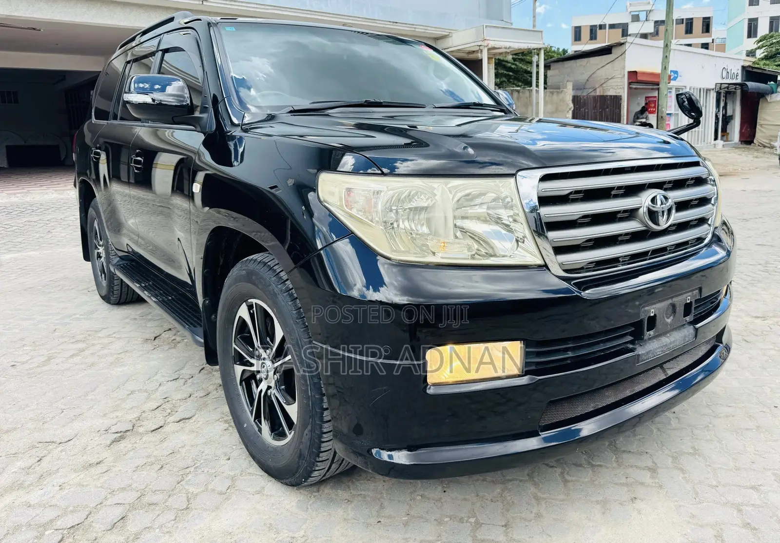 Toyota Land Cruiser 4.6 V8 AX 2009 Black