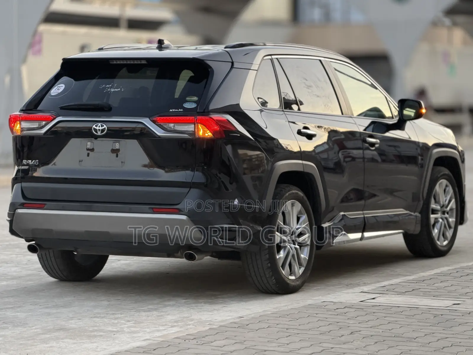 Toyota RAV4 Limited AWD 2020 Black