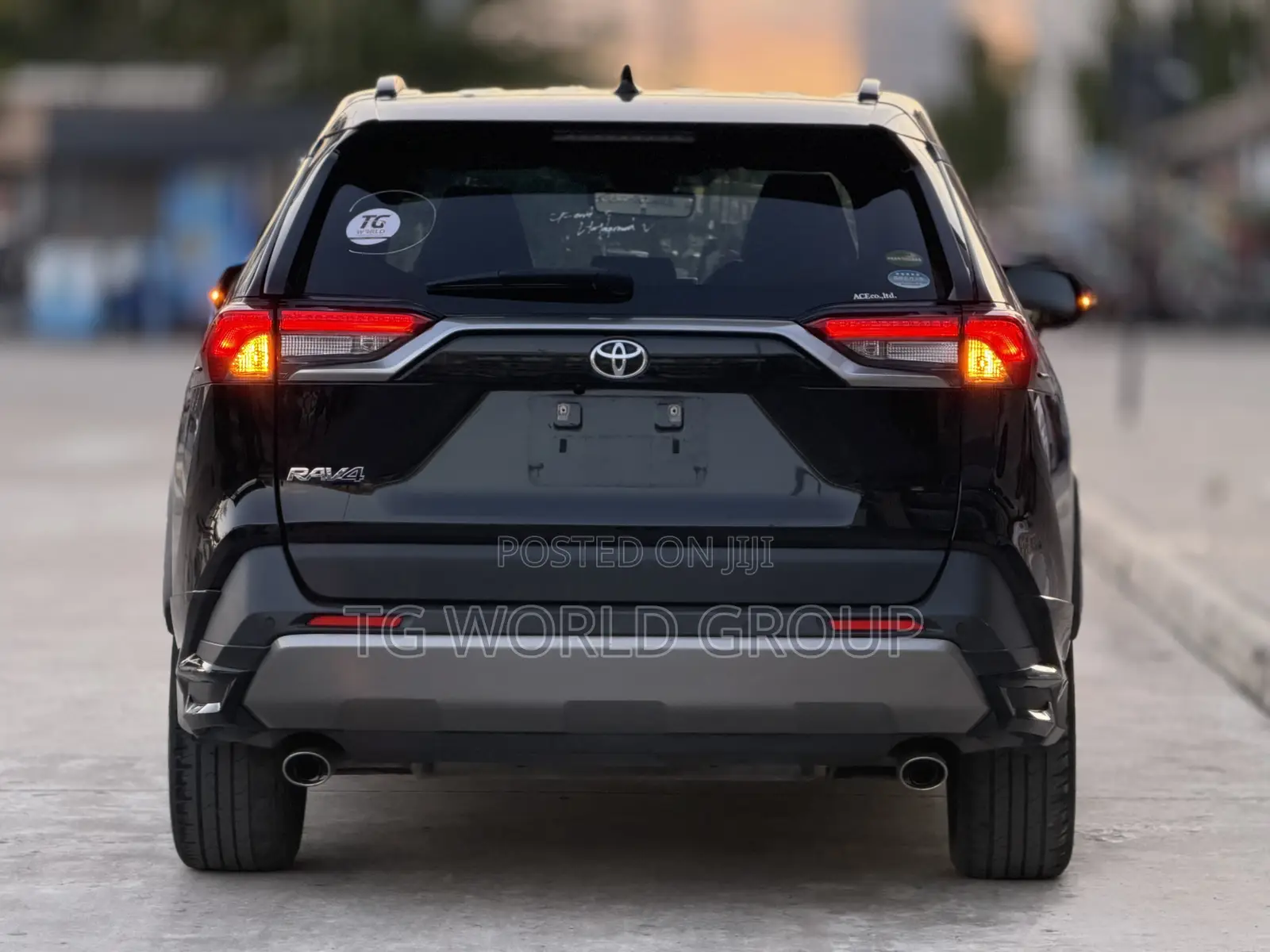 Toyota RAV4 Limited AWD 2020 Black