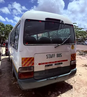 Toyota Coaster 2002 White