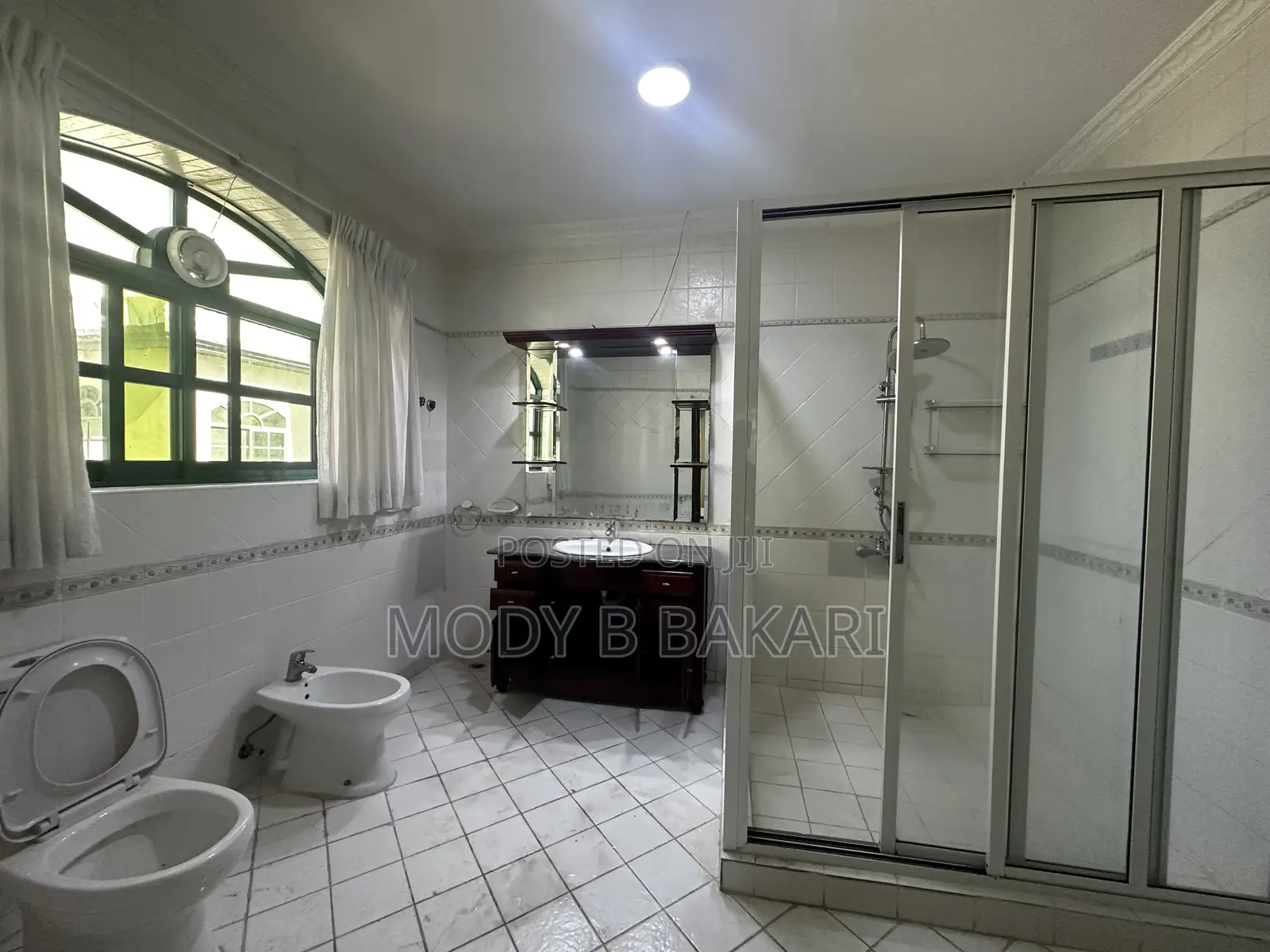 Furnished 4bdrm Villa in Oyster Bay for rent