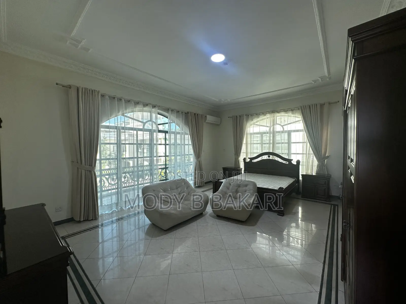 Furnished 4bdrm Villa in Oyster Bay for rent