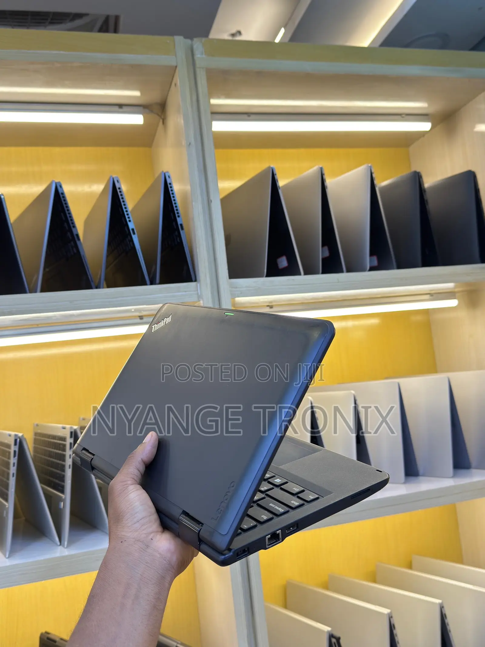 Laptop Lenovo Yoga 11e 8GB Intel SSD 128GB