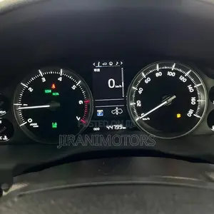 Toyota Land Cruiser 4.6 V8 ZX 2018 Black