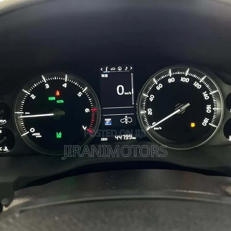 Toyota Land Cruiser 4.6 V8 ZX 2018 Black