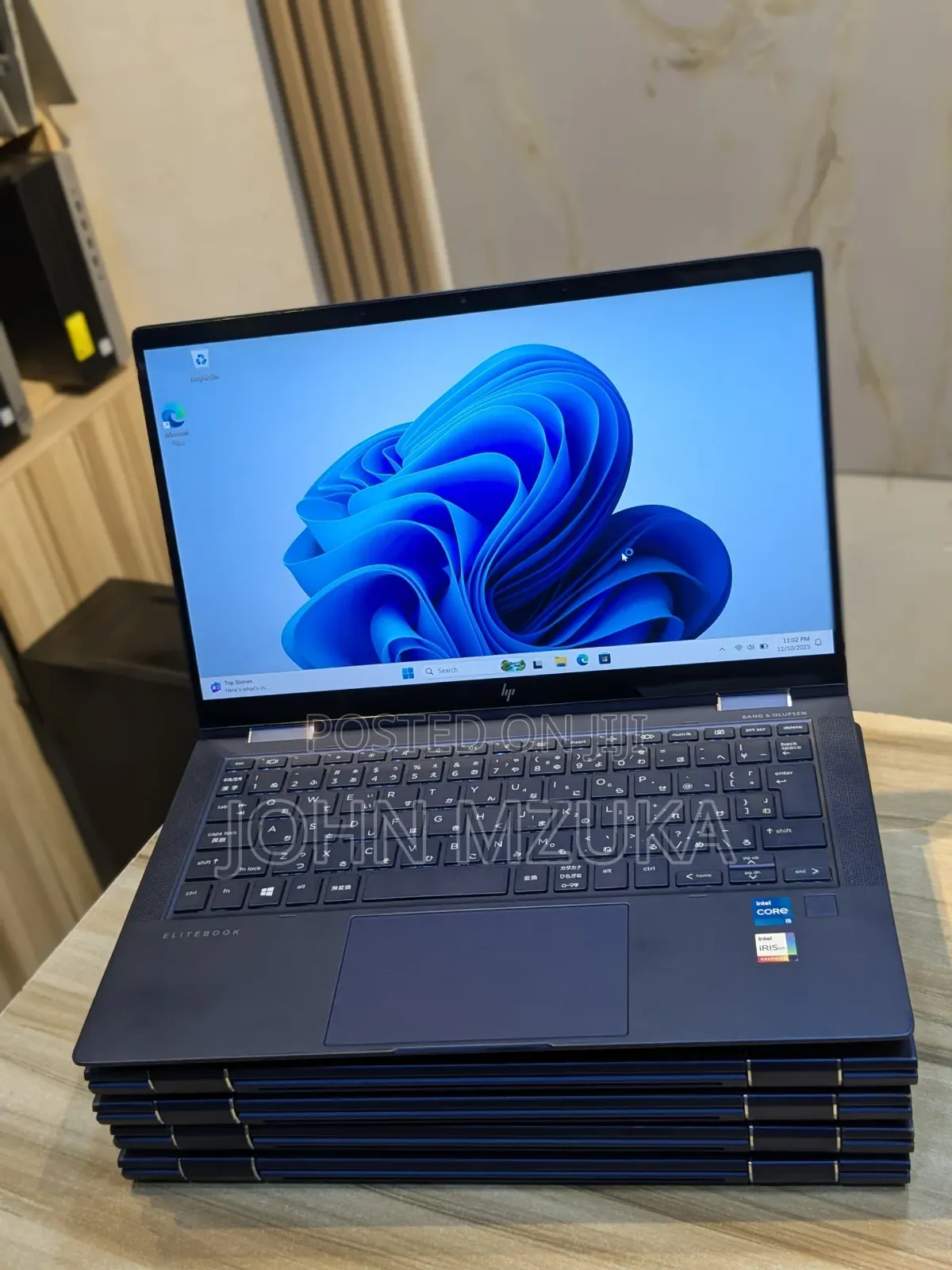 New Laptop HP Dragonfly G2 8GB Intel Core I5 SSD 256GB