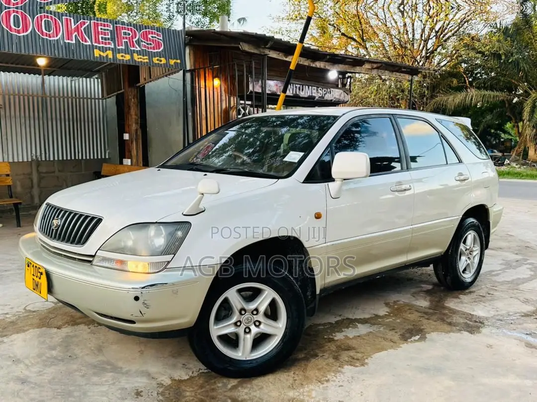 Toyota Harrier 2002 White